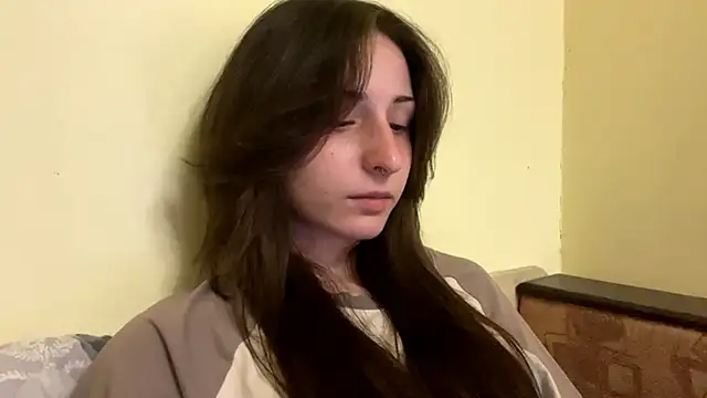 Snapshot of sakuraabloom7 chatting on 04/13/26, 05:07 sakuraabloom7 online show from 04/13/26, 05:07