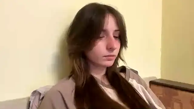 Snapshot of sakuraabloom7 chatting on 04/15/26, 05:09 sakuraabloom7 online show from 04/15/26, 05:09