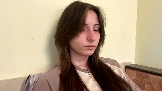 Snapshot of sakuraabloom7 chatting on 04/16/26, 03:35 sakuraabloom7 online show from 04/16/26, 03:35