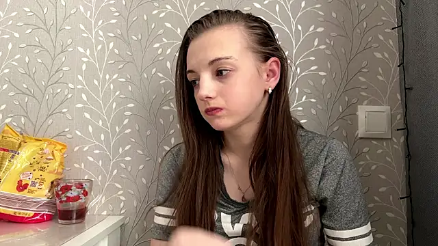 TatumLage online show from 04/11/26, 12:31