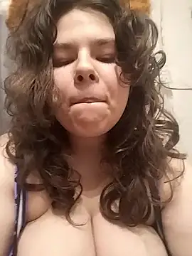 Oksa FoxFire online show from 03/28/26, 04:28