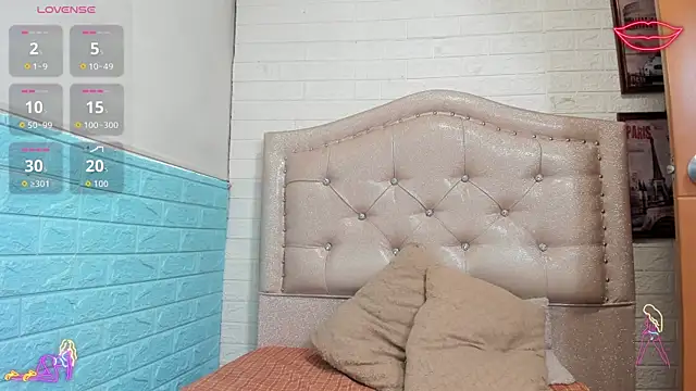 Snapshot of LITTLE-NESSA chatting on 04/07/26, 01:00 LITTLE-NESSA online show from 04/07/26, 01:00