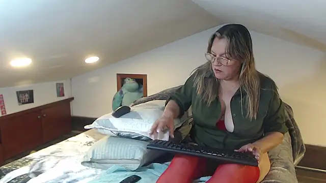 Malu 617 online show from 03/28/26, 12:54