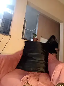 Snapshot of lua-bfly chatting on 04/04/26, 11:35 lua-bfly online show from 04/04/26, 11:35