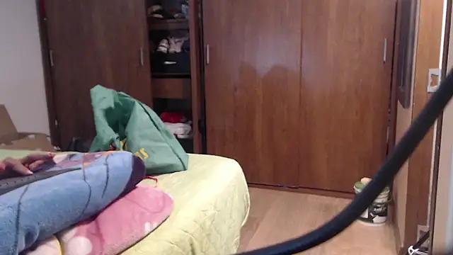 Taniafirelux online show from 04/01/26, 09:12