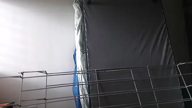 Taniafirelux online show from 04/11/26, 04:00