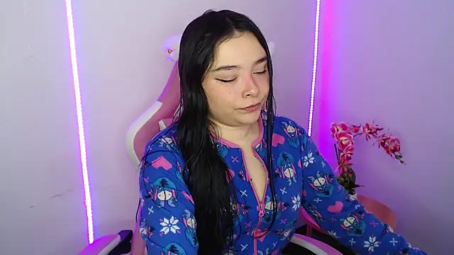 Snapshot of Nahia_Brm chatting on 03/28/26, 03:22 Nahia Brm online show from 03/28/26, 03:22