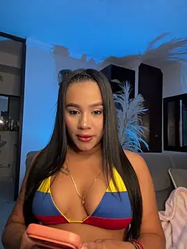 AlisonBeltran1 online show from 05/26/26, 04:08