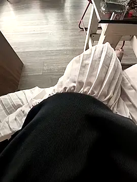 Enmy 24 online show from 04/07/26, 02:01