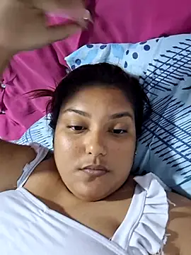 Amira-sultan1 online show from 04/18/26, 02:37