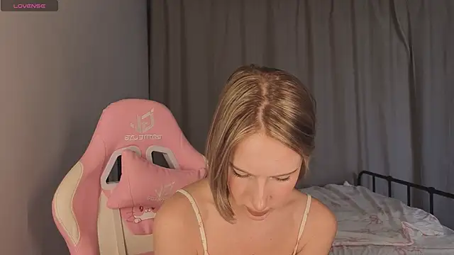 pretty smile cutie online show from 06/07/26, 07:01