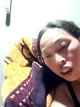 NIANIAKUTE online show from 04/14/26, 02:34