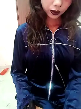 Candyy crushh online show from 03/31/26, 08:15