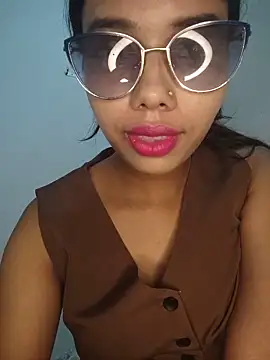 Candyy crushh online show from 06/19/26, 10:02