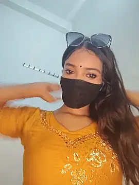 Candyy crushh online show from 06/22/26, 08:17