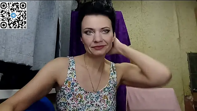 HotMamaQueen234 online show from 03/21/26, 09:18