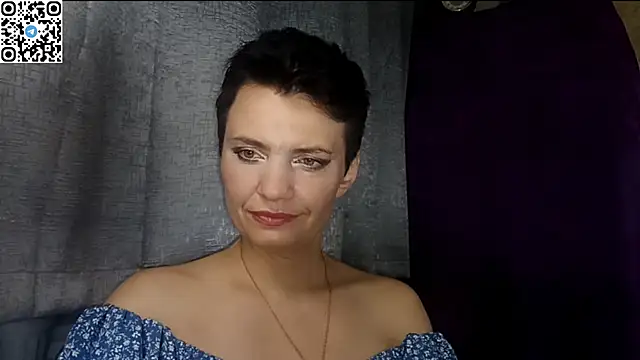 HotMamaQueen234 online show from 05/21/26, 09:11