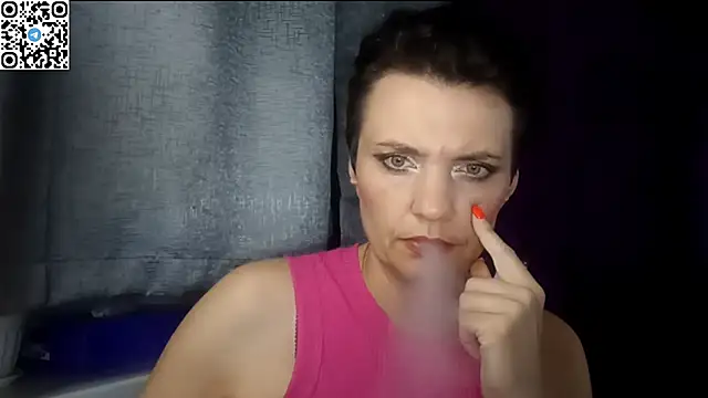 HotMamaQueen234 online show from 05/31/26, 06:20