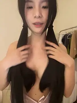 Xiaozuzongo1 online show from 05/17/26, 08:34