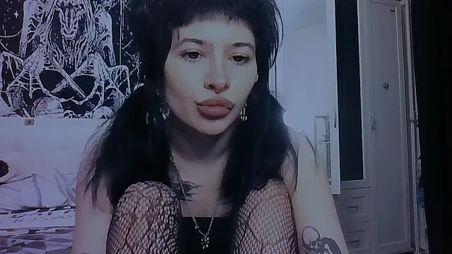 Snapshot of AllisonDeetz chatting on 04/15/26, 07:58 AllisonDeetz online show from 04/15/26, 07:58