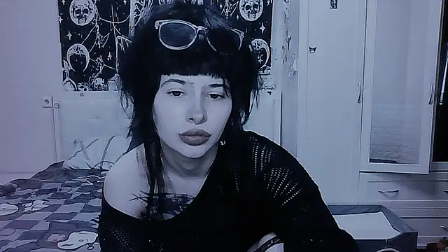 AllisonDeetz online show from 05/12/26, 04:26