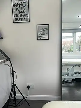 Snapshot of skarletthorne chatting on 03/27/26, 07:47 skarletthorne online show from 03/27/26, 07:47