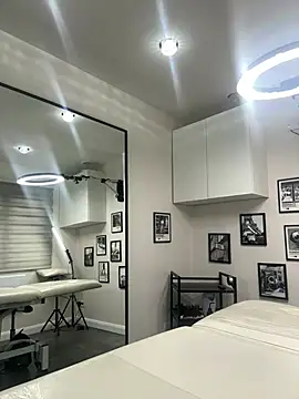 Snapshot of skarletthorne chatting on 04/11/26, 07:35 skarletthorne online show from 04/11/26, 07:35