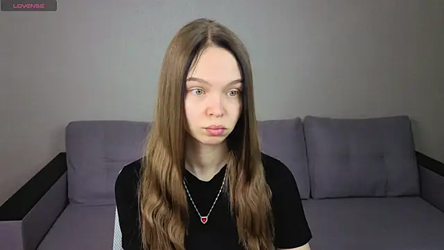 Sofa Vleifo online show from 04/10/26, 01:11