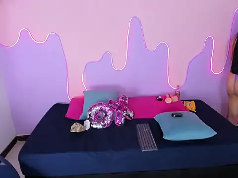 Amelia queen online show from 03/25/26, 01:28