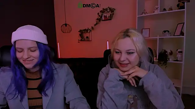 aria blaze  online show from 03/29/26, 08:47