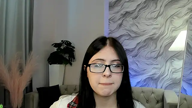 Kisa Blaze online show from 04/07/26, 10:15