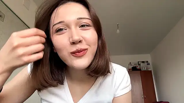 kiravings online show from 03/23/26, 08:07