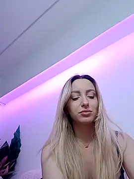 MissAlexis  online show from 04/16/26, 06:03