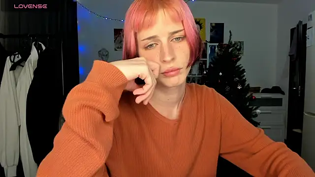 sweet peach    online show from 04/14/26, 07:20