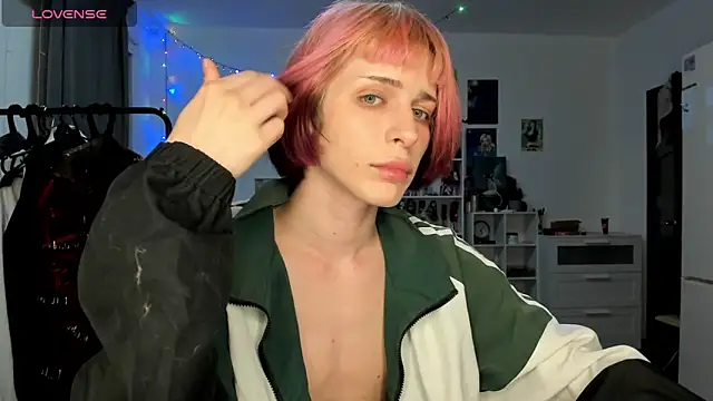 sweet peach    online show from 04/16/26, 09:39