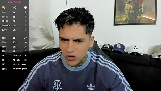 Snapshot of sweetlatinoboy chatting on 03/21/26, 10:53 sweetlatinoboy online show from 03/21/26, 10:53