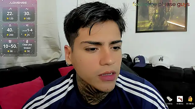 Snapshot of sweetlatinoboy chatting on 04/08/26, 10:26 sweetlatinoboy online show from 04/08/26, 10:26