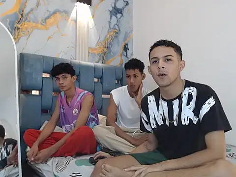 Snapshot of SEXY_BIG_COCK chatting on 03/22/26, 01:36 SEXY BIG COCK online show from 03/22/26, 01:36