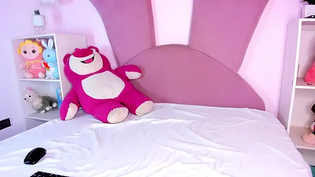 Snapshot of Keita_Moon chatting on 03/24/26, 11:59 Keita Moon online show from 03/24/26, 11:59