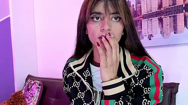 Snapshot of Sofy_Durand chatting on 03/30/26, 12:06 Sofy Durand online show from 03/30/26, 12:06