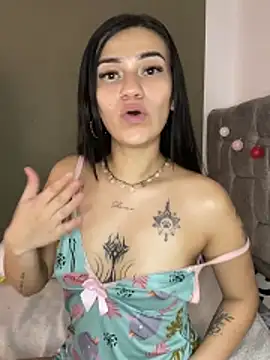 chloe evans0 online show from 03/21/26, 04:17