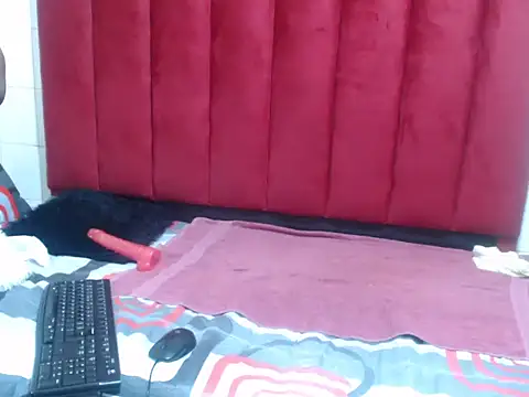 SexySweetCandyX online show from 04/05/26, 07:11