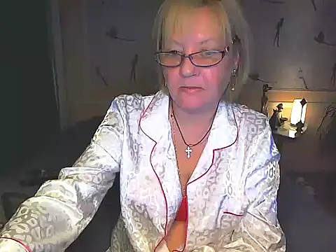 Anessa7321 online show from 04/16/26, 06:09