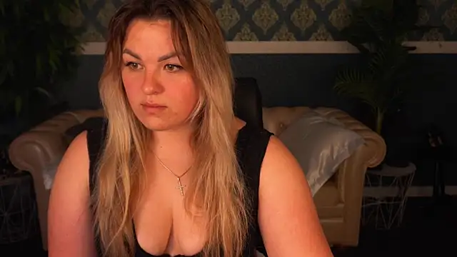 AlissyaGrayy online show from 04/02/26, 05:27