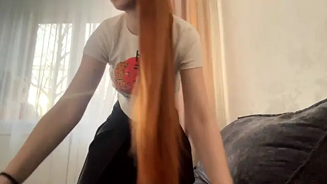 Snapshot of PlutonicFervor chatting on 04/01/26, 02:25 PlutonicFervor online show from 04/01/26, 02:25