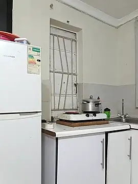 Snapshot of GoodinbedAfrican4 chatting on 04/15/26, 08:53 GoodinbedAfrican4 online show from 04/15/26, 08:53