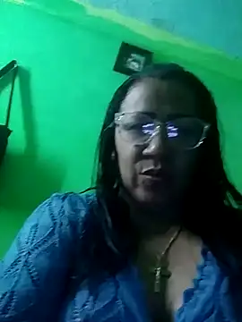 juliataylorhot online show from 04/17/26, 11:08