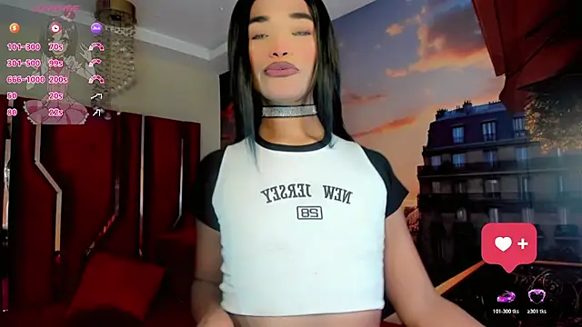 Snapshot of Paola_Delfino chatting on 05/15/26, 10:44 Paola Delfino online show from 05/15/26, 10:44