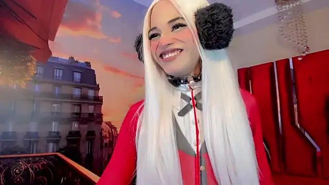 Snapshot of Paola_Delfino chatting on 05/25/26, 12:11 Paola Delfino online show from 05/25/26, 12:11
