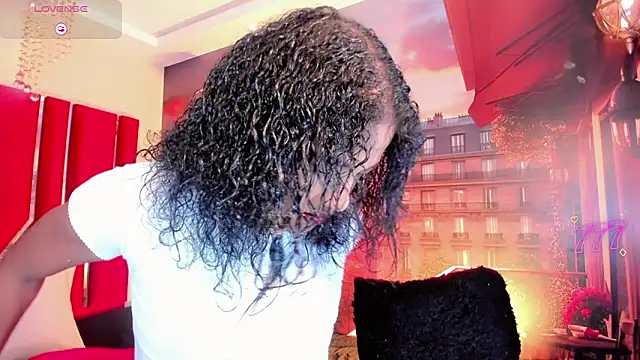 Snapshot of Paola_Delfino chatting on 06/09/26, 10:05 Paola Delfino online show from 06/09/26, 10:05